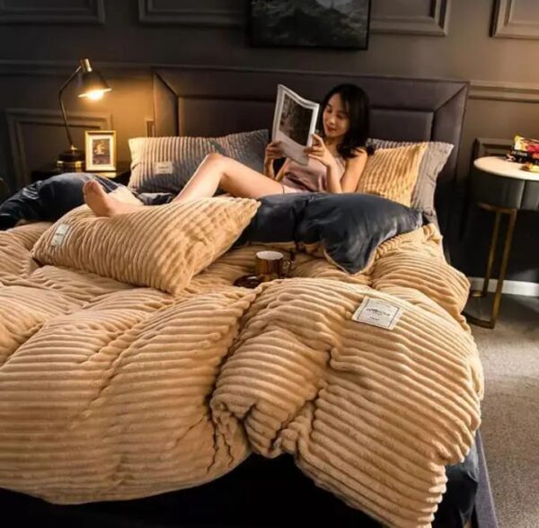 6x7 TC Brand Luxury Velvet Duvet Bedding Set - Soft Complete Set with Duvet, Bedsheet & 2 Pillowcases