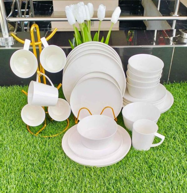 24-Piece Ceramic Dinner Set - Plates, Side Plates, Soup Bowls & Mugs